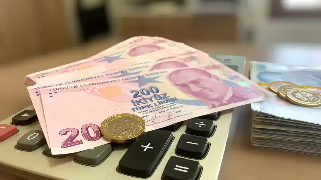 Bankalar Arası Yarış Kızıştı! 2025 Emekli Promosyon Listesi: Hangi Banka Ne Kadar Veriyor? 3